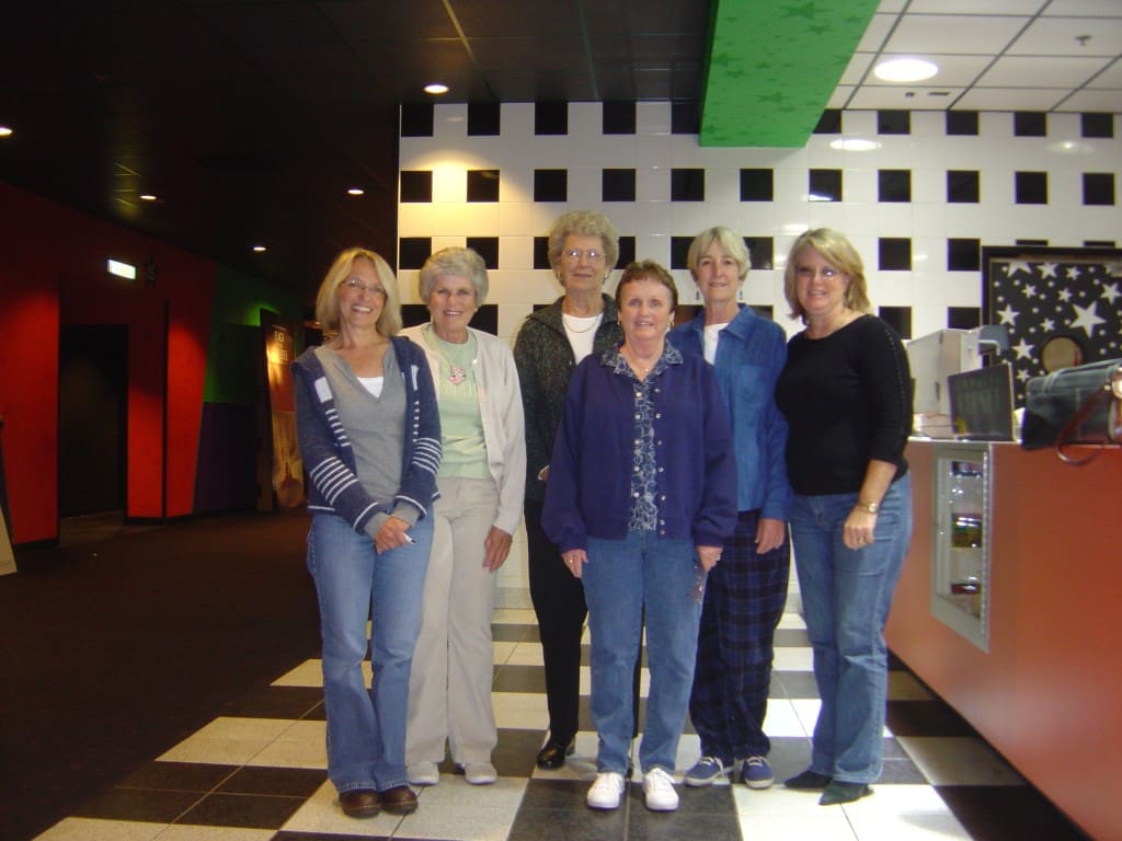2006-10-1st-Thurs-at-the-movies